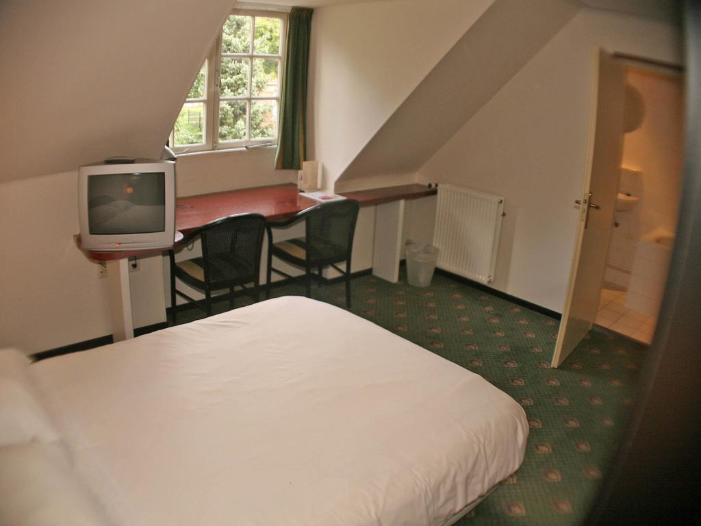Hotel De Collse Hoeve Nuenen Room photo